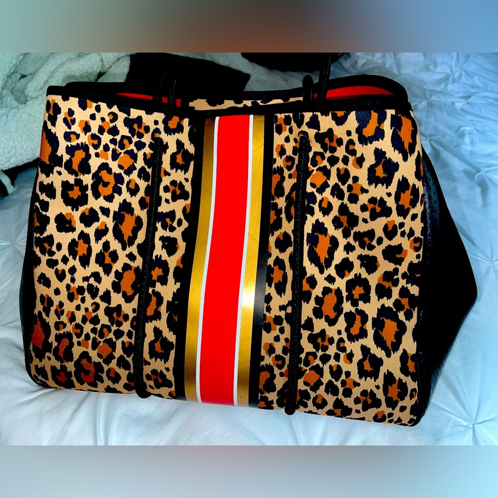 Taylor Gray Adeola tote